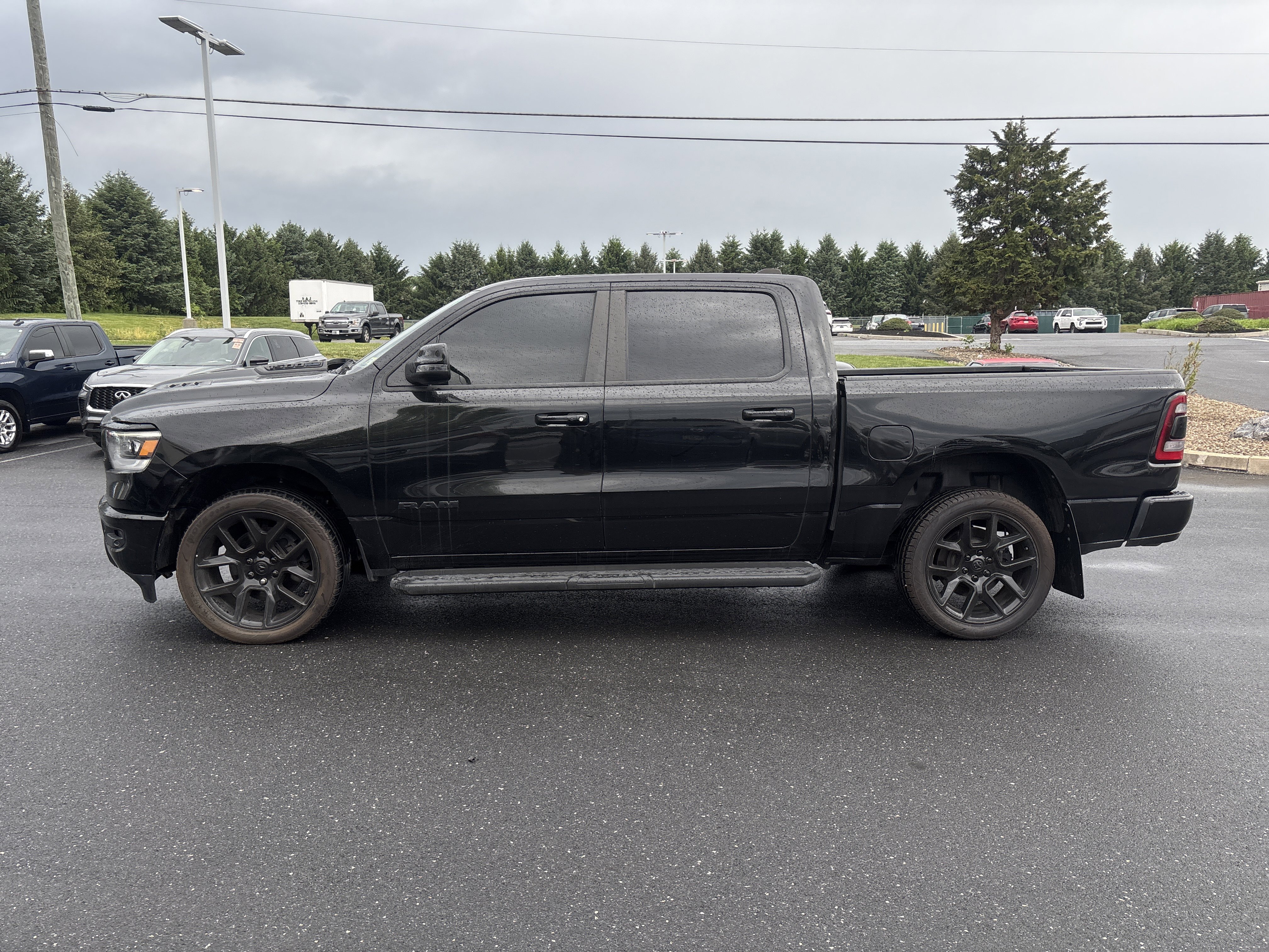Used 2023 RAM 1500 Laramie AWD/4WD image 17
