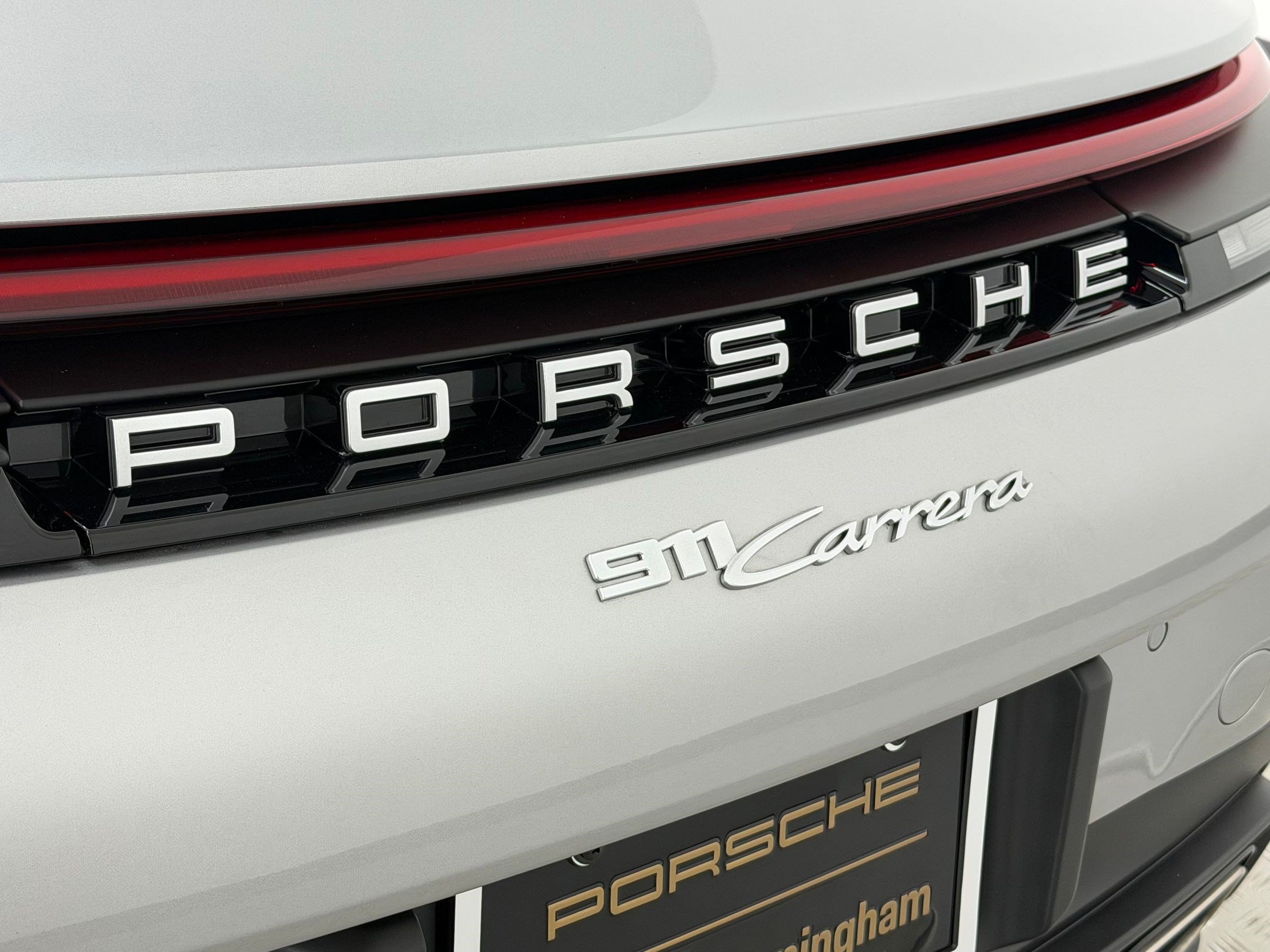 Certified 2025 Porsche 911 Carrera RWD image 31