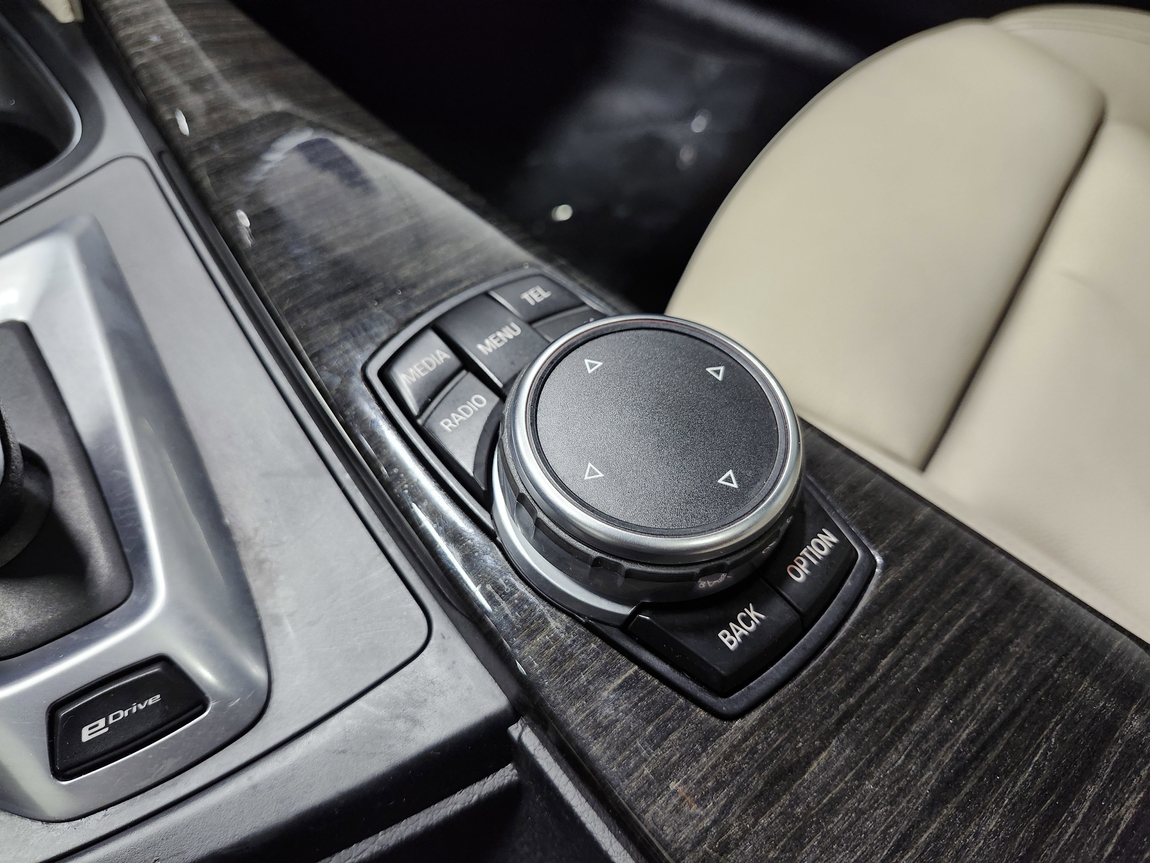 Used 2016 BMW 330e 330e image 12