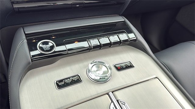 New 2025 Lincoln Navigator L Reserve w/ Jet Appearance Package image 27