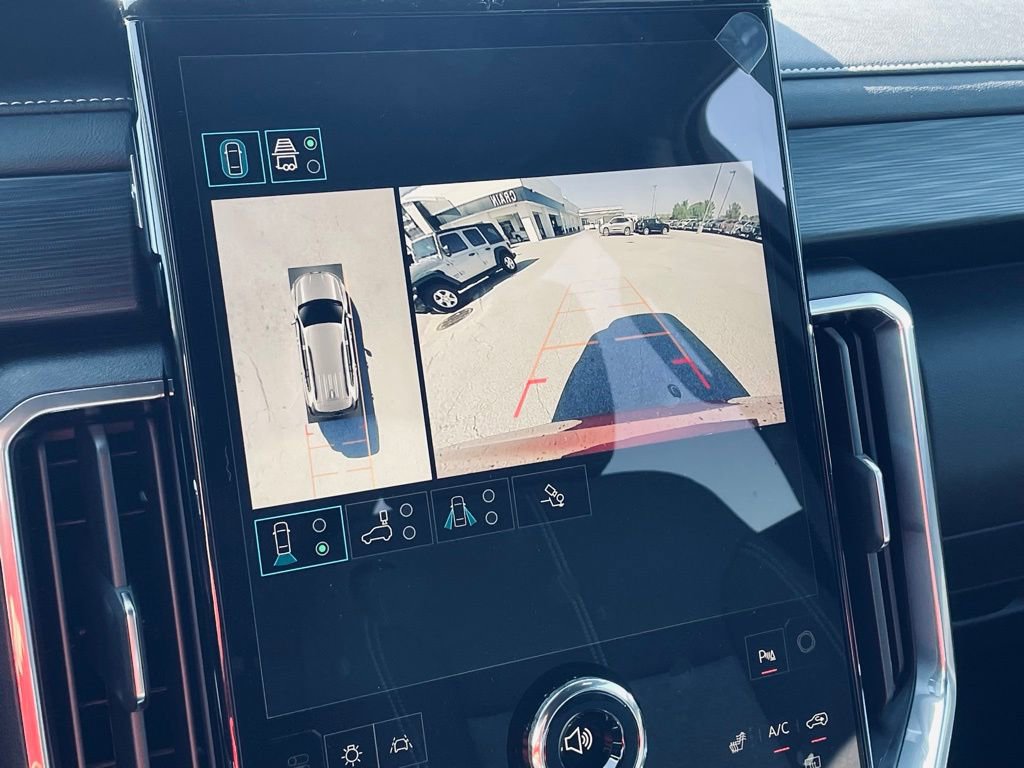 New 2026 GMC Acadia Elevation image 14