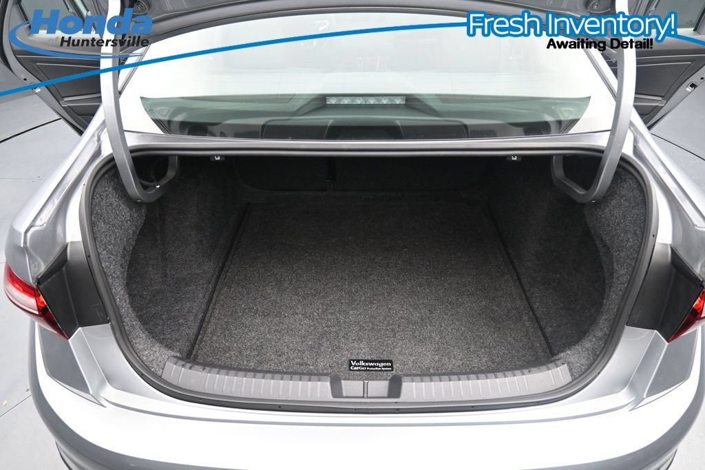 Used 2024 Volkswagen Jetta Sport FWD image 12