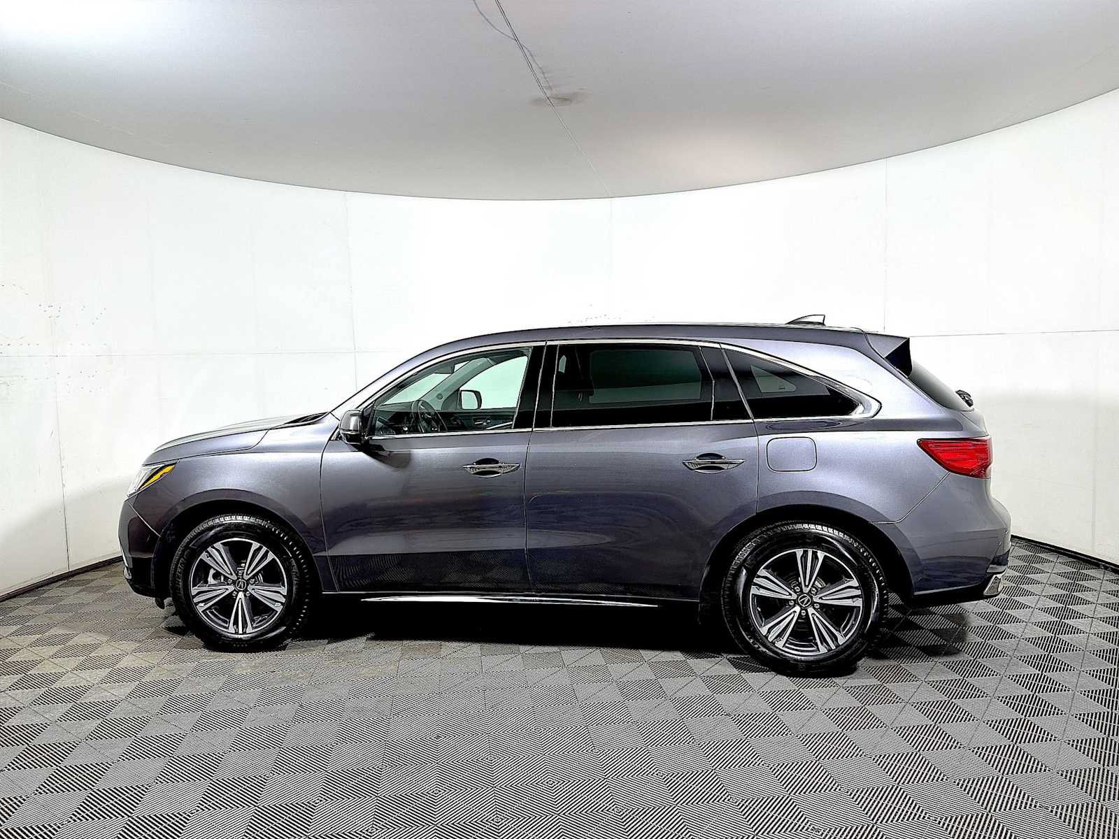 Used 2018 Acura MDX SH-AWD image 4