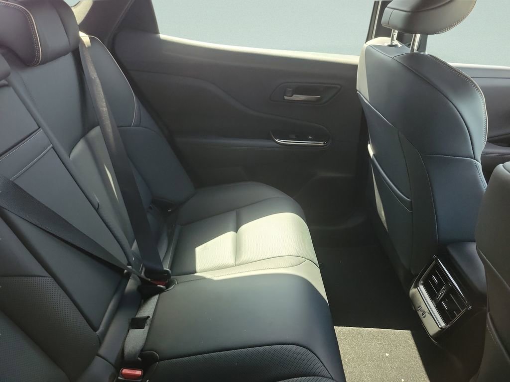 Used 2026 Toyota Crown Limited image 8