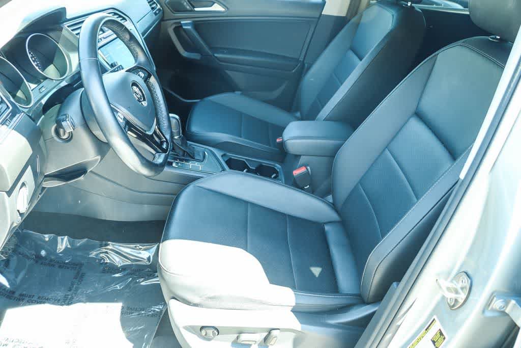 Used 2019 Volkswagen Tiguan SE FWD image 14