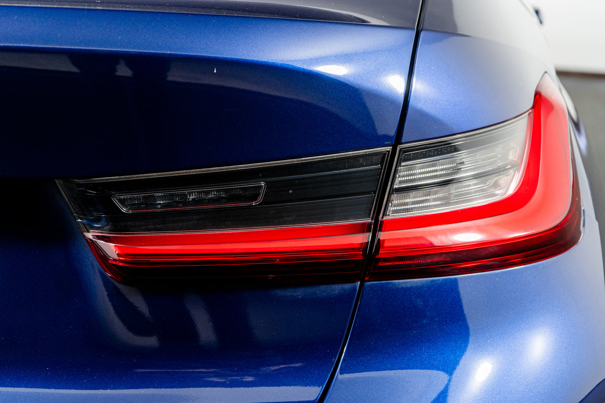 Used 2020 BMW 330i Sedan w/ Executive Package image 13