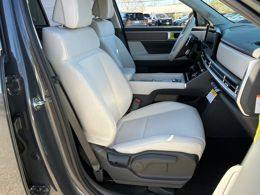 New 2026 Hyundai Santa Fe SE AWD/4WD image 23