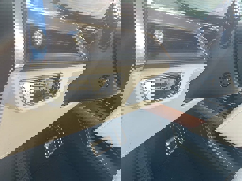 New 2026 Cadillac Vistiq Luxury image 16