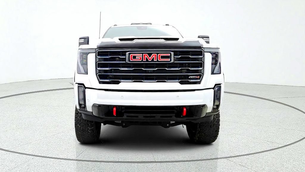 Used 2024 GMC Sierra 2500 AT4 w/ AT4 Premium Plus Package AWD/4WD image 2