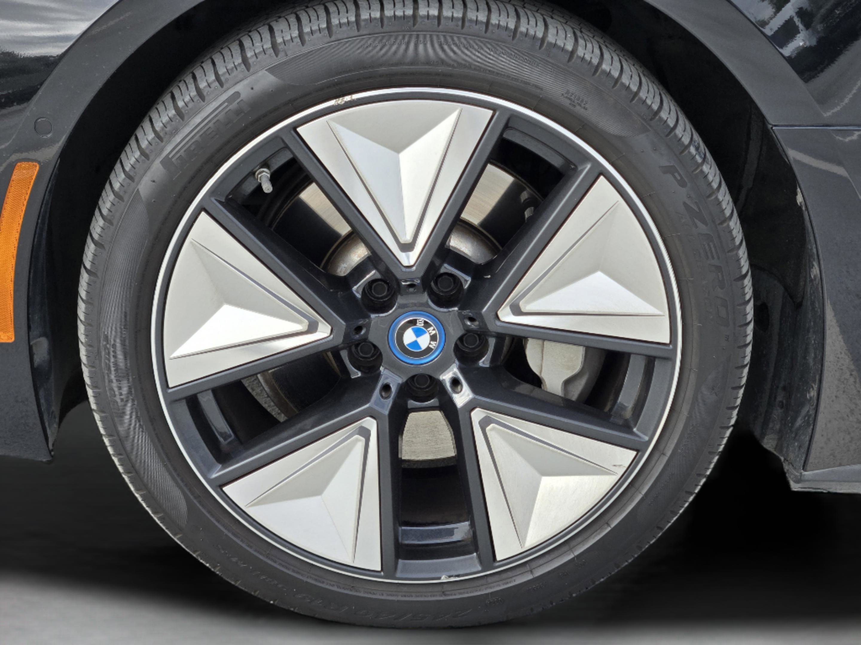 Used 2024 BMW i4 eDrive40 w/ Premium Package image 16