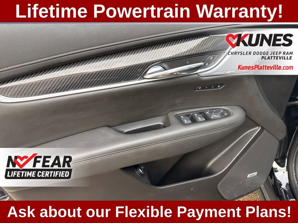 Used 2024 Cadillac XT6 Sport w/ Technology Package AWD/4WD image 19