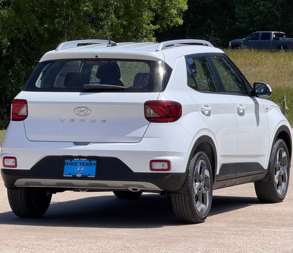 New 2026 Hyundai Venue SEL image 12
