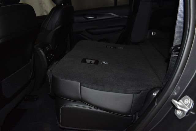 New 2025 Jeep Grand Cherokee Altitude image 30