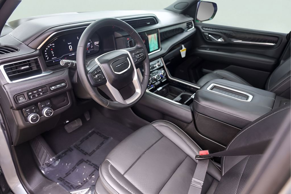 Used 2023 GMC Yukon Denali AWD/4WD image 13
