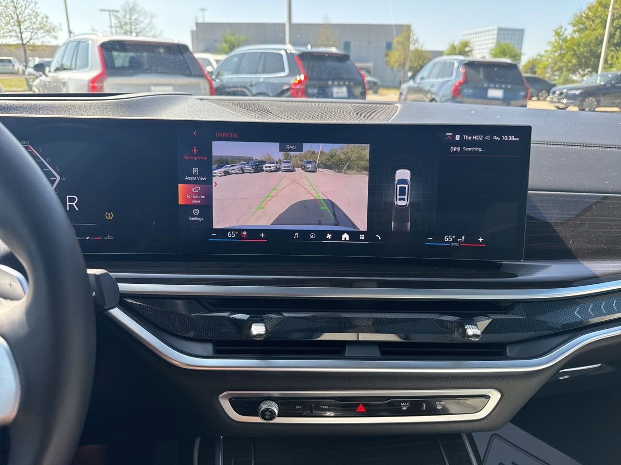 Used 2025 BMW X7 xDrive40i w/ Climate Comfort Package image 29