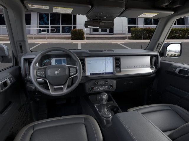 New 2025 Ford Bronco Outer Banks image 9