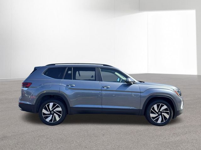 Used 2024 Volkswagen Atlas SE image 31