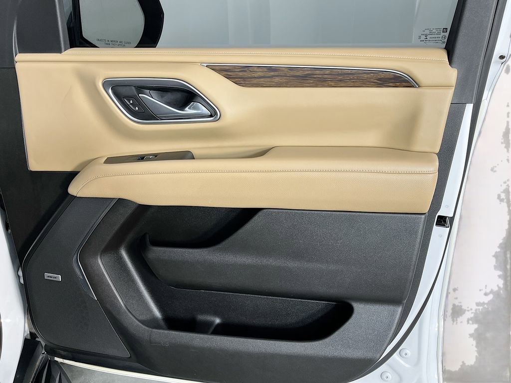 Used 2021 Chevrolet Tahoe Premier w/ Premium Package image 39