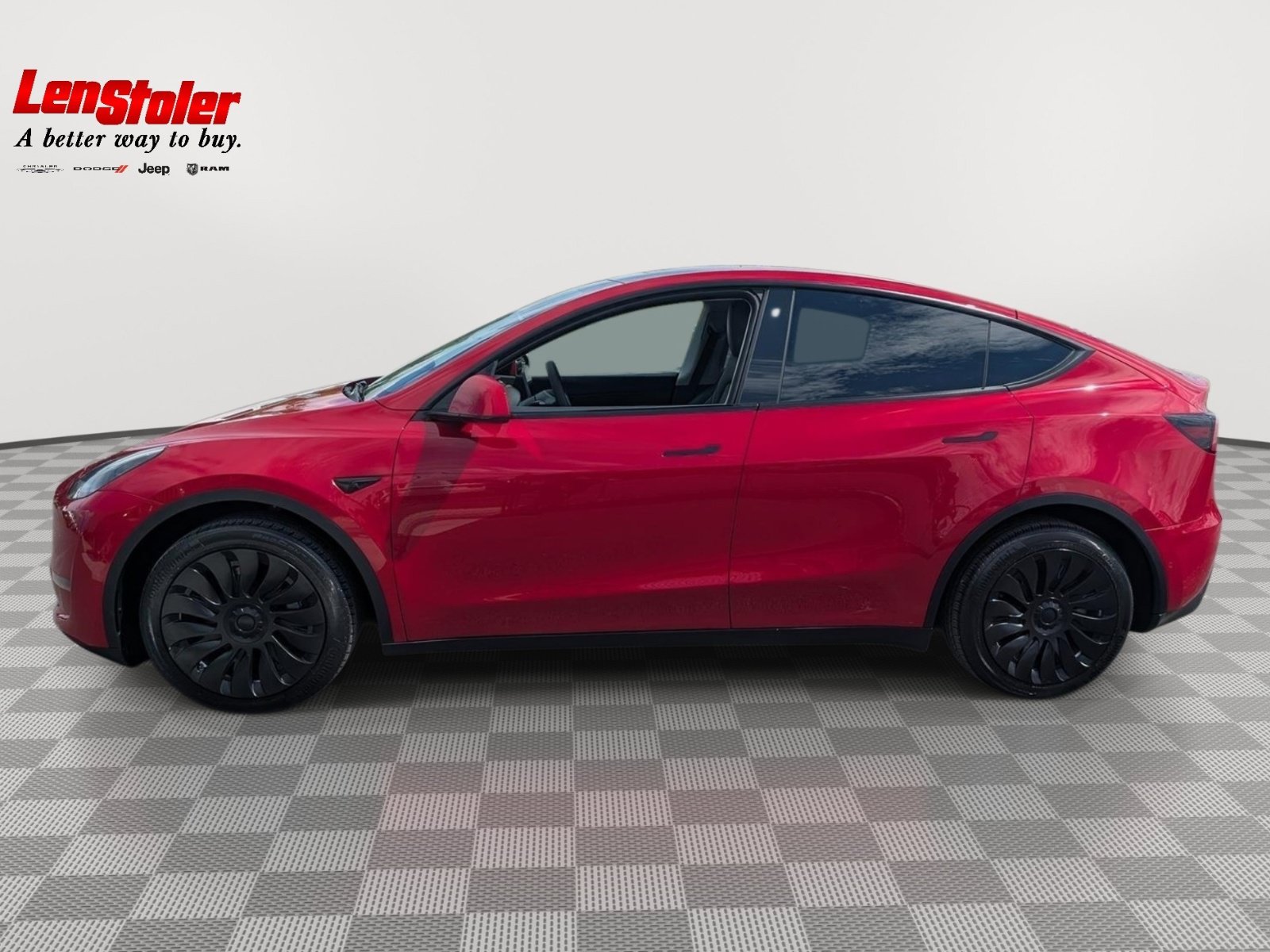 Used 2022 Tesla Model Y Long Range AWD/4WD image 2