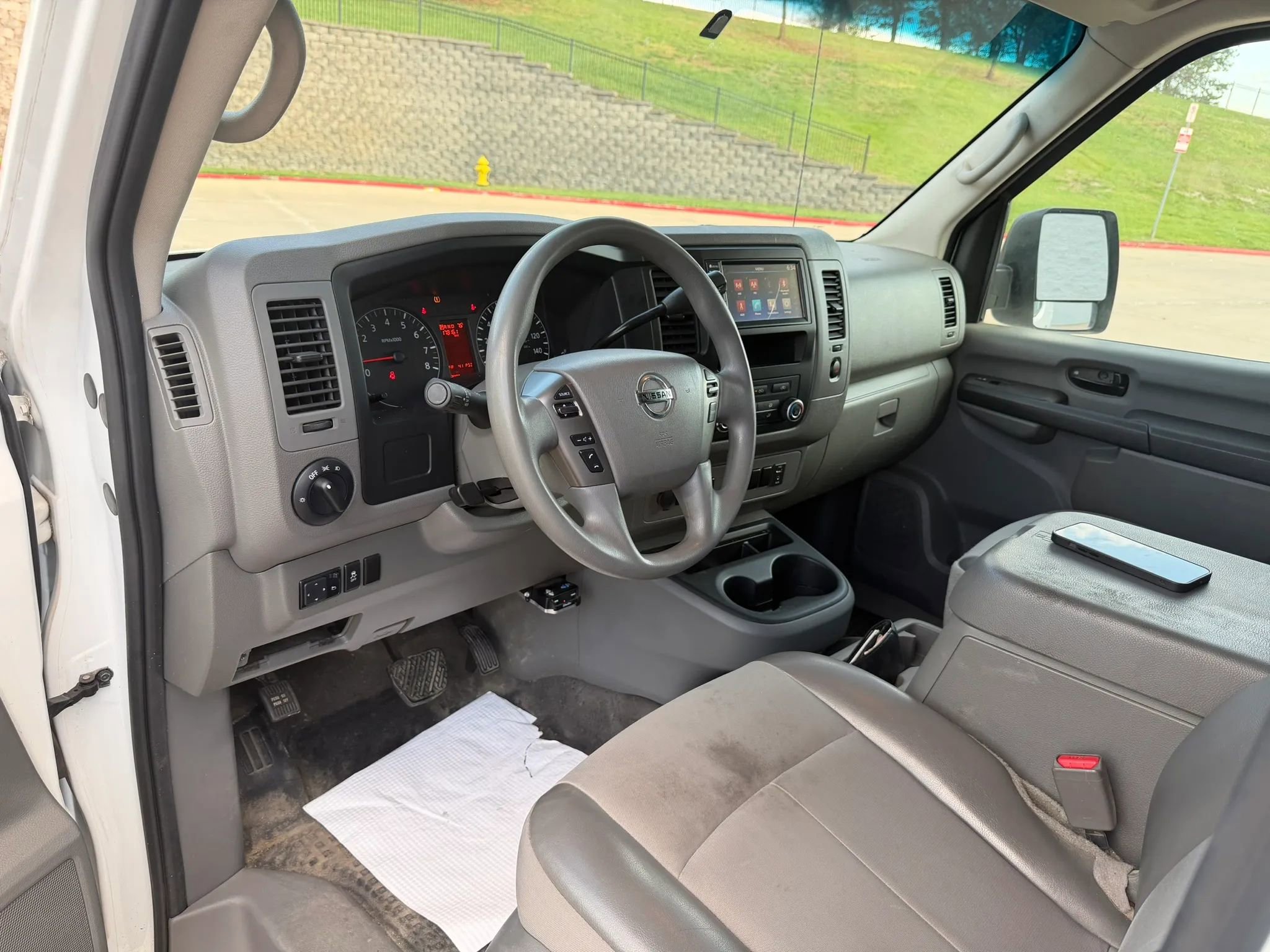 Used 2019 Nissan NV 2500 SV RWD image 13