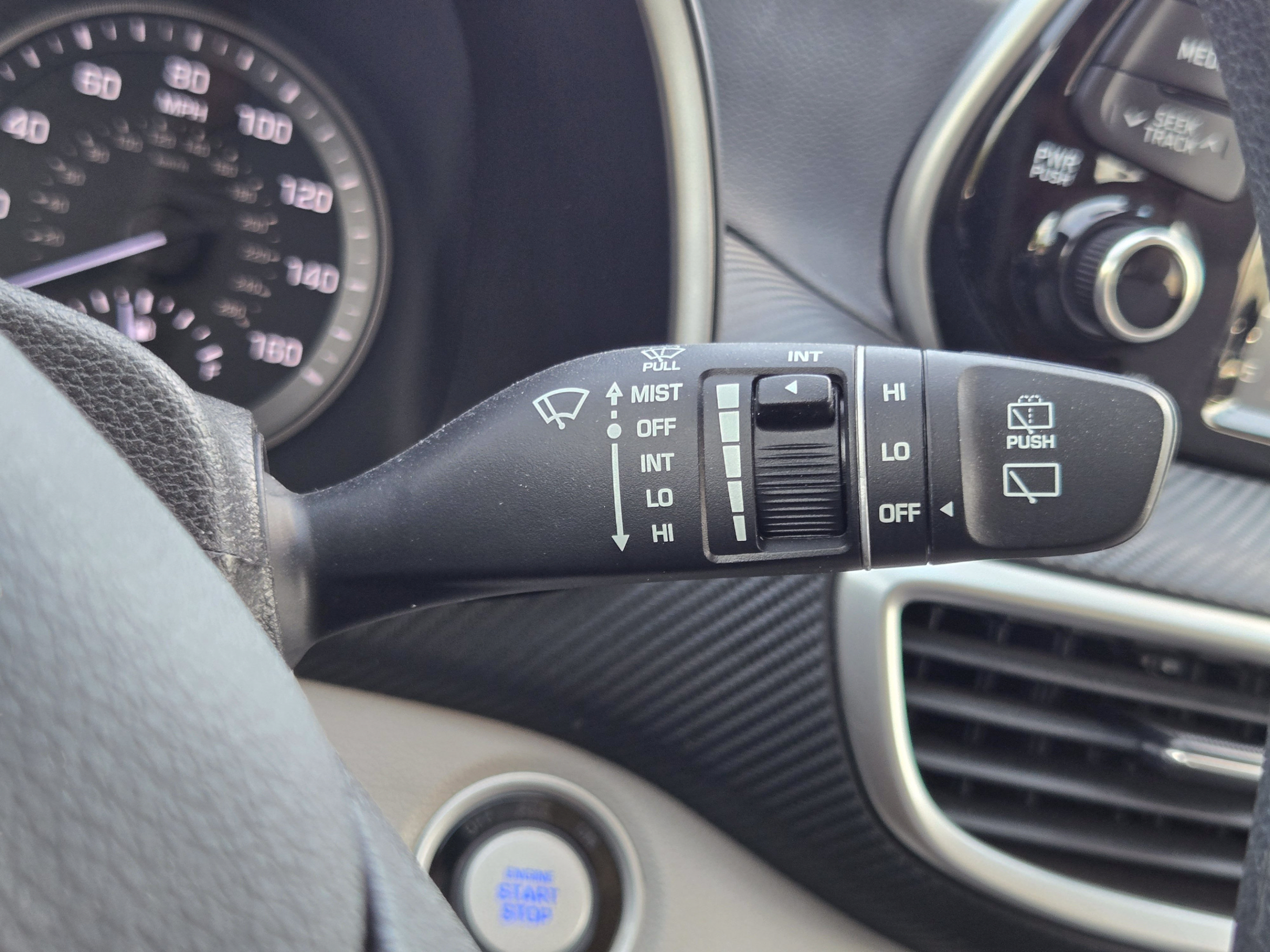 Used 2019 Hyundai Tucson SEL FWD image 18