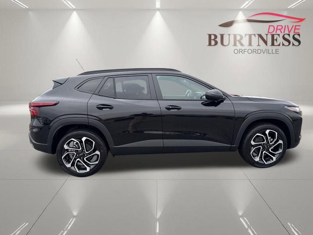 New 2026 Chevrolet Trax RS w/ Sunroof Package image 8