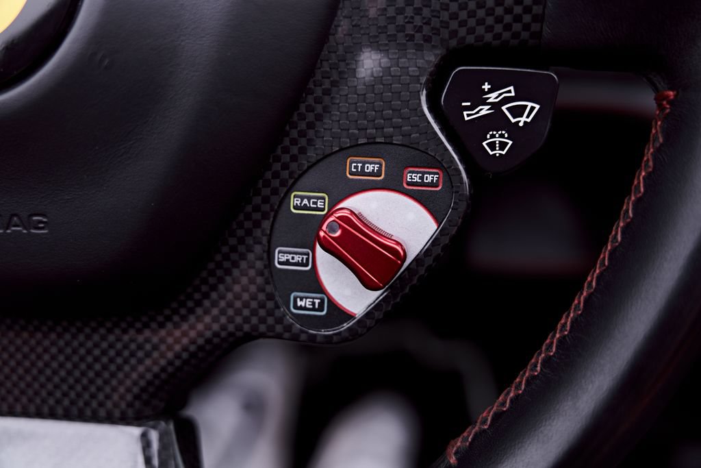 Used 2014 Ferrari 458 Spider RWD image 77