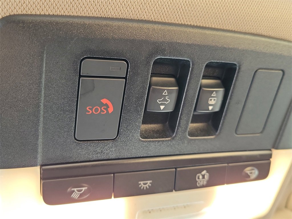 Used 2022 Nissan Rogue Platinum w/ Head-Up Display Package image 16