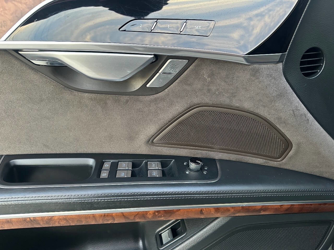 Used 2019 Audi A8 L 3.0T w/ Executive Package image 24