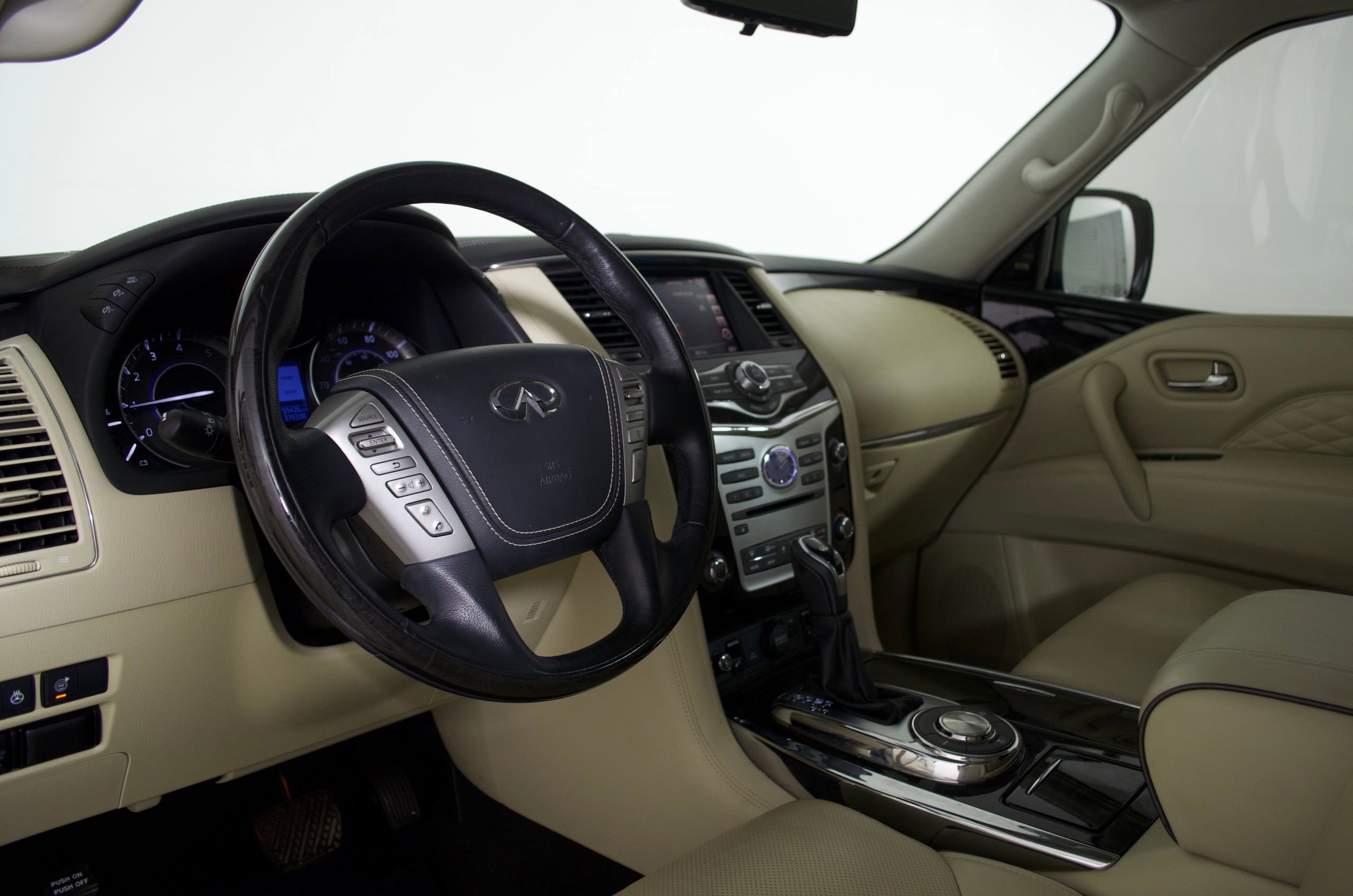 Used 2019 INFINITI QX80 Luxe w/ Proactive Package image 13