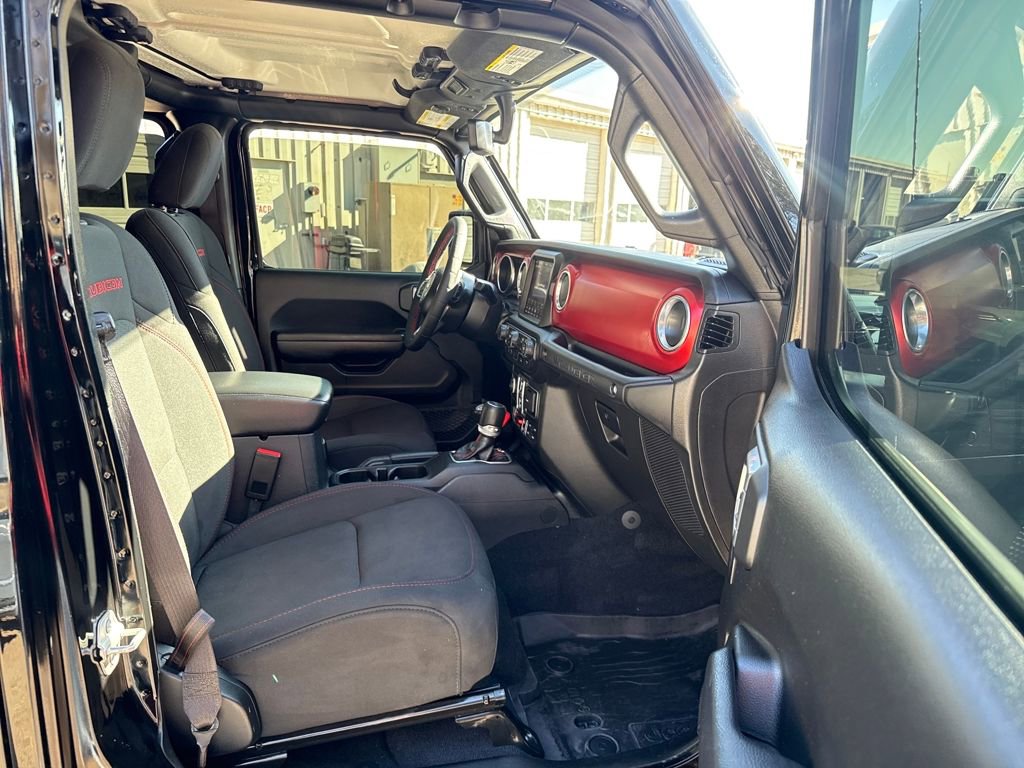 Used 2023 Jeep Wrangler Unlimited Rubicon w/ Cold Weather Group image 28