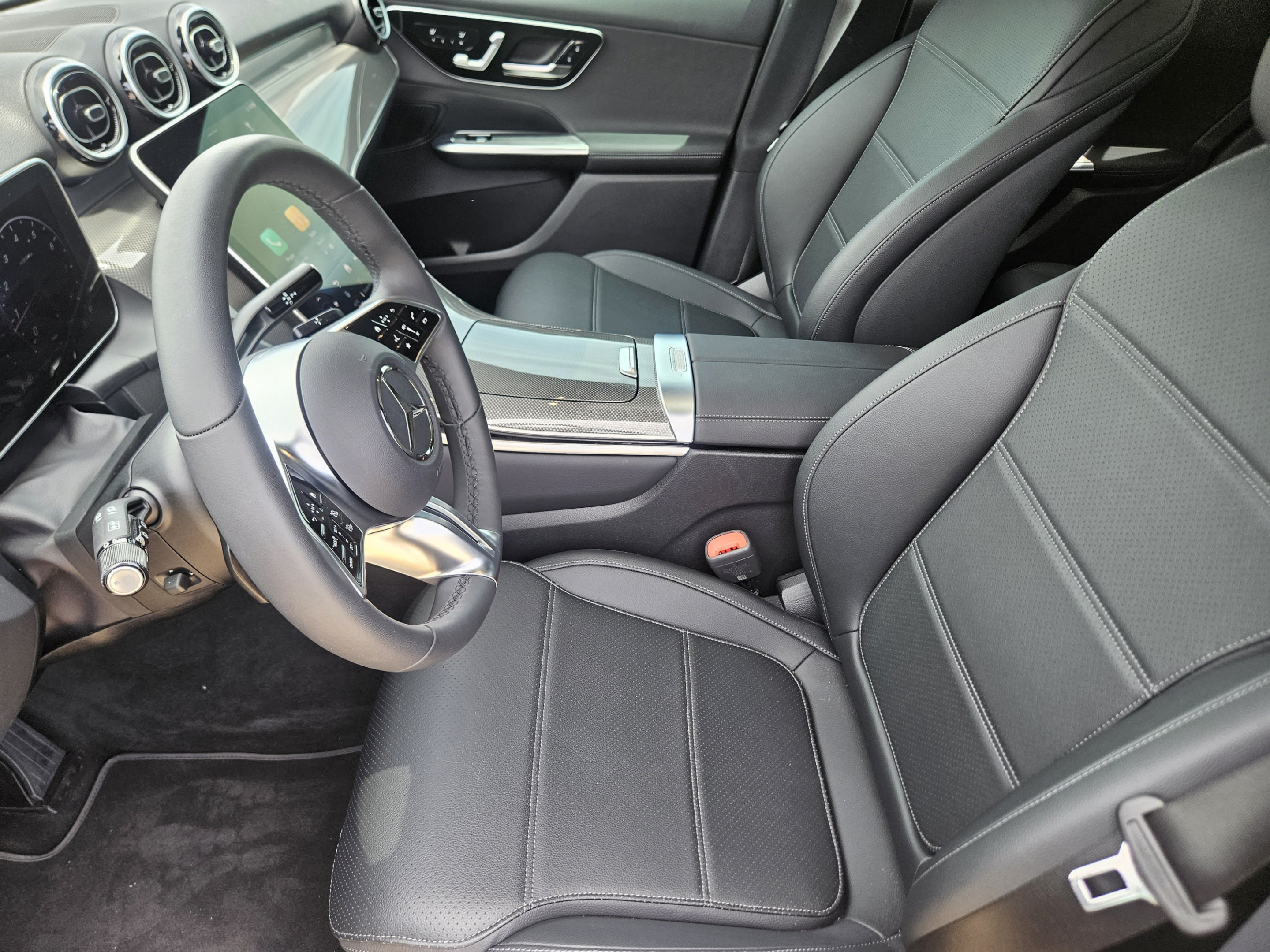 Certified 2026 Mercedes-Benz GLC 300 4MATIC image 5