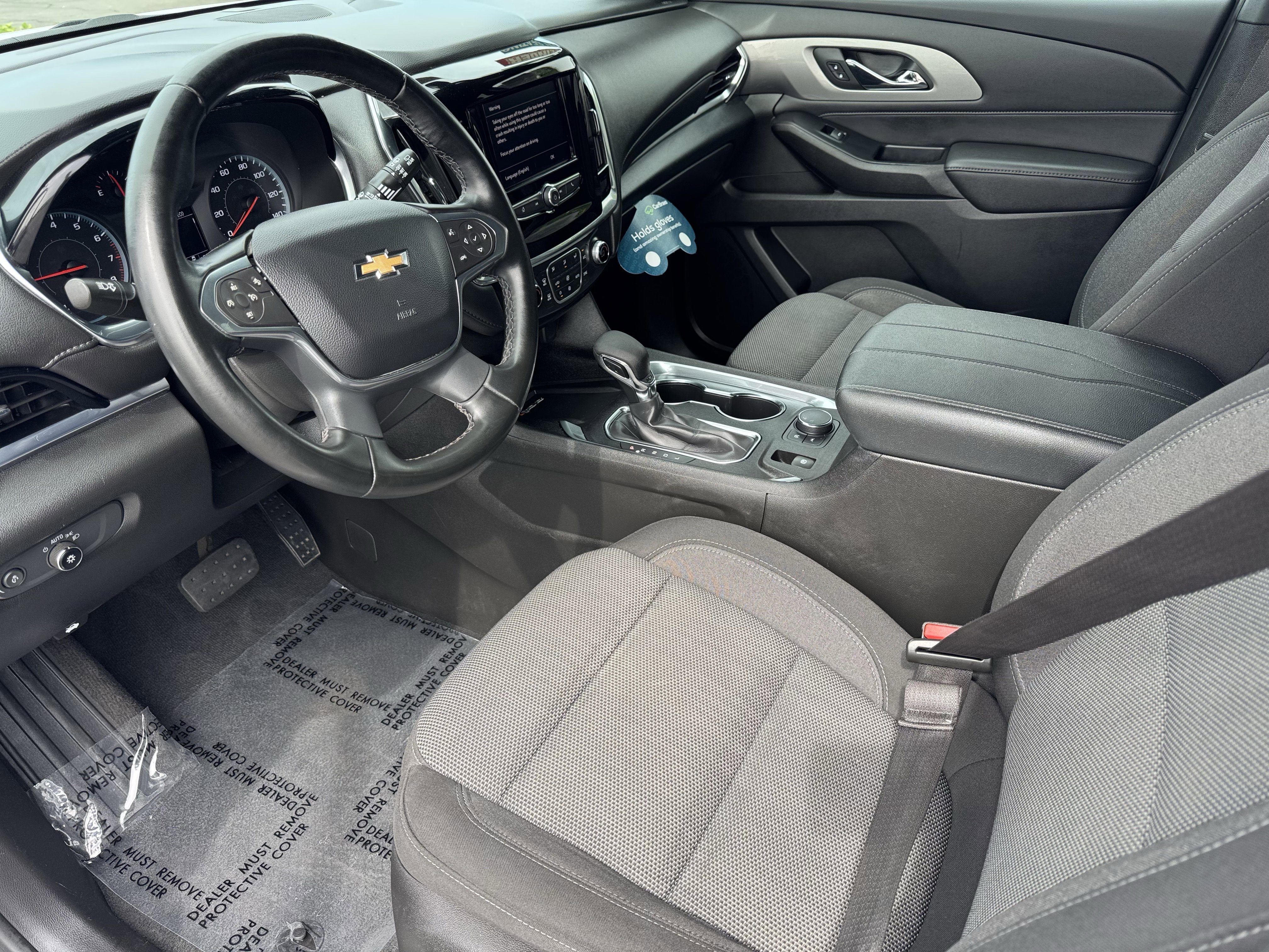 Used 2023 Chevrolet Traverse LT FWD image 9