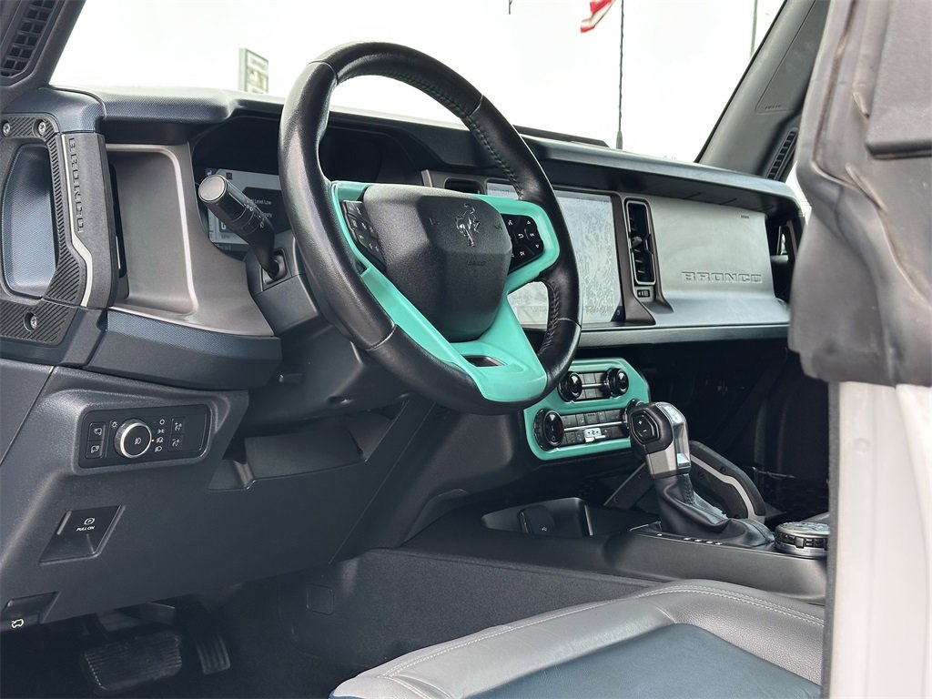 Used 2022 Ford Bronco Outer Banks image 8