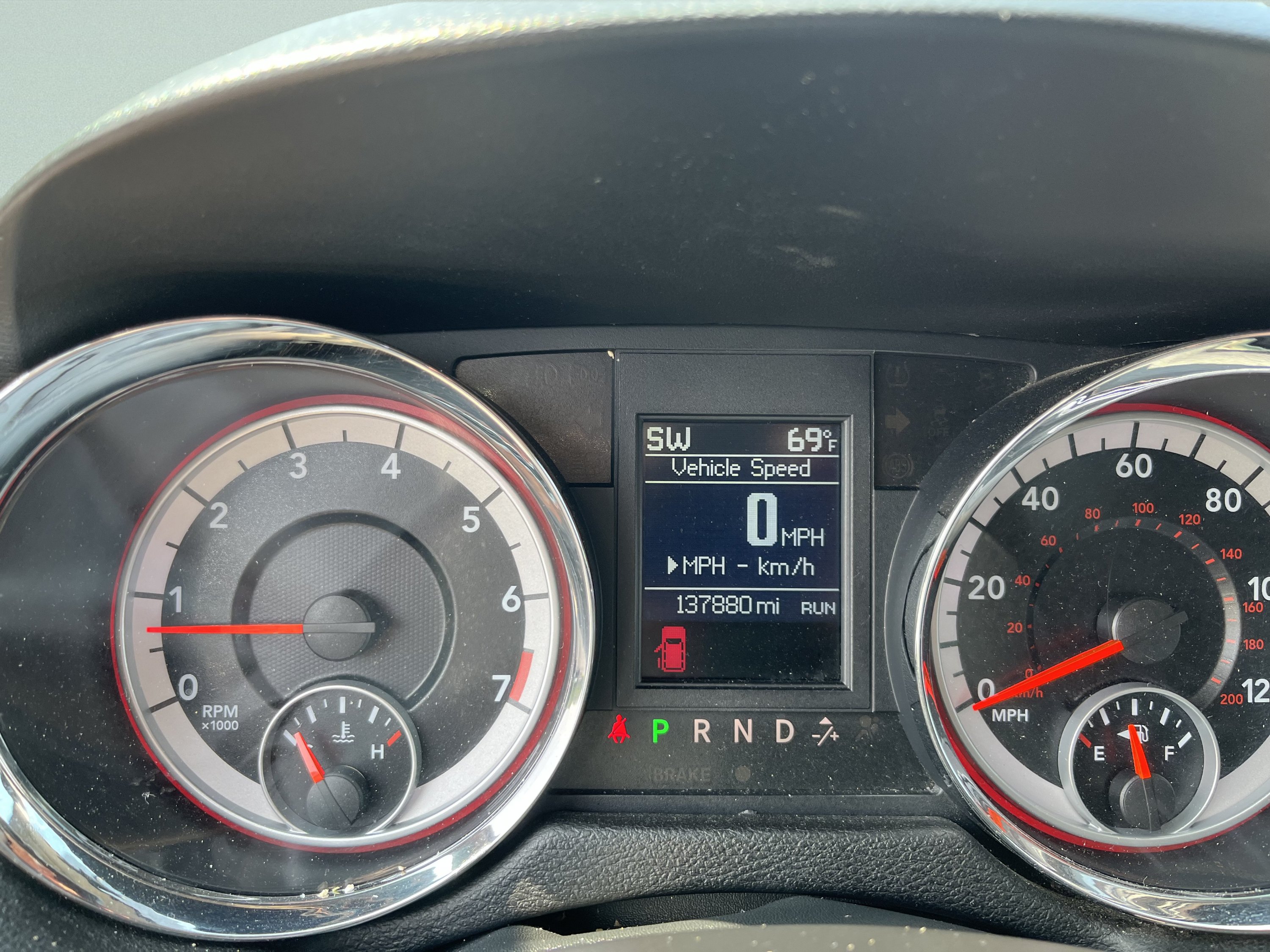 Used 2012 Dodge Grand Caravan Crew FWD image 21