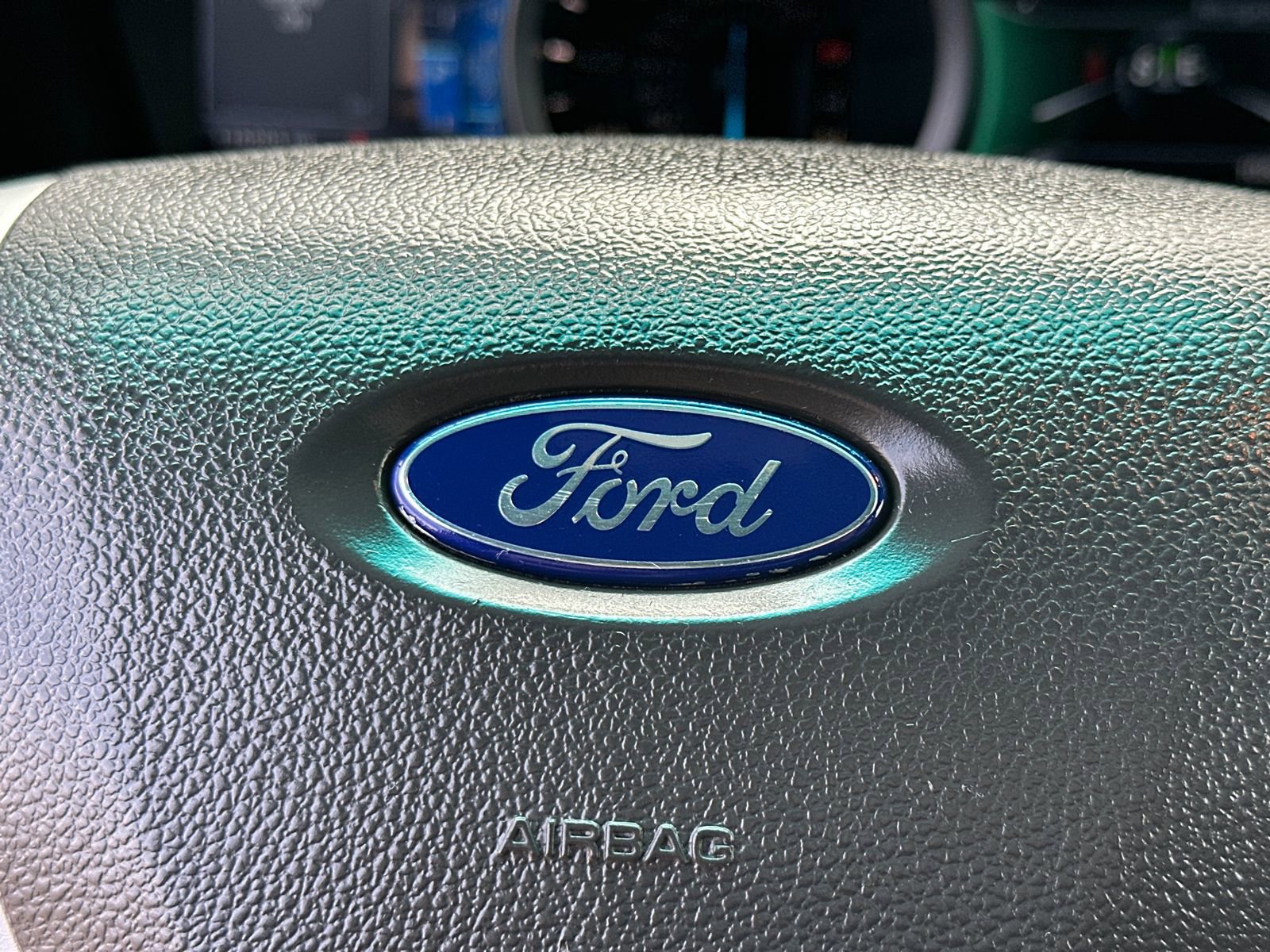 Used 2014 Ford Explorer XLT w/ Equipment Group 202A image 26