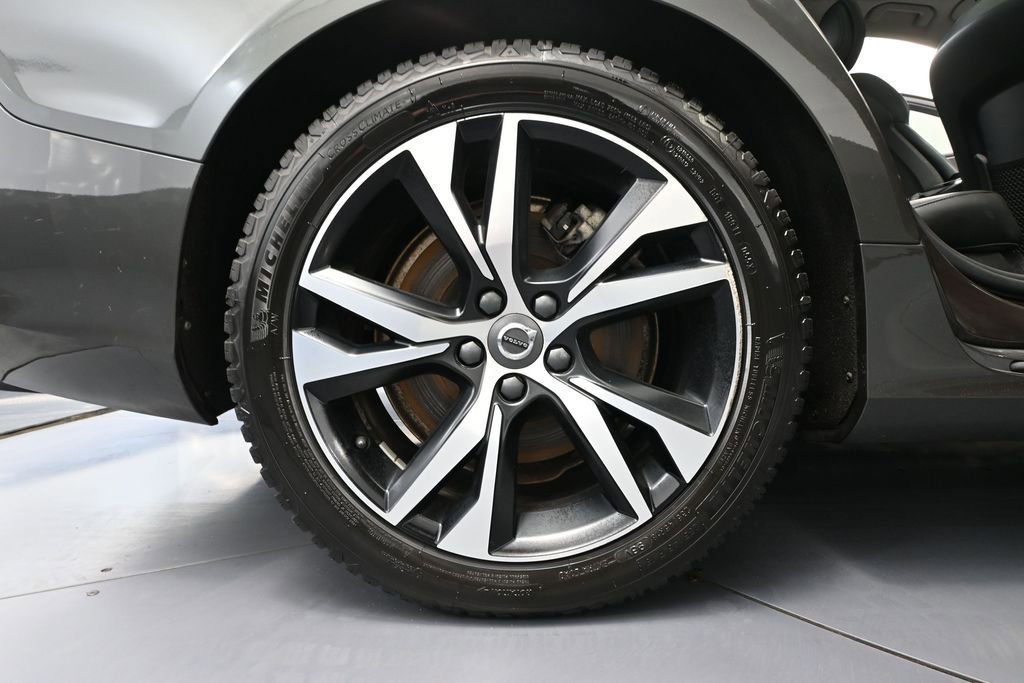Used 2022 Volvo S60 T8 R-Design Expression AWD/4WD image 15