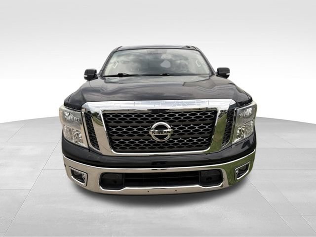 Used 2017 Nissan Titan SV RWD image 8