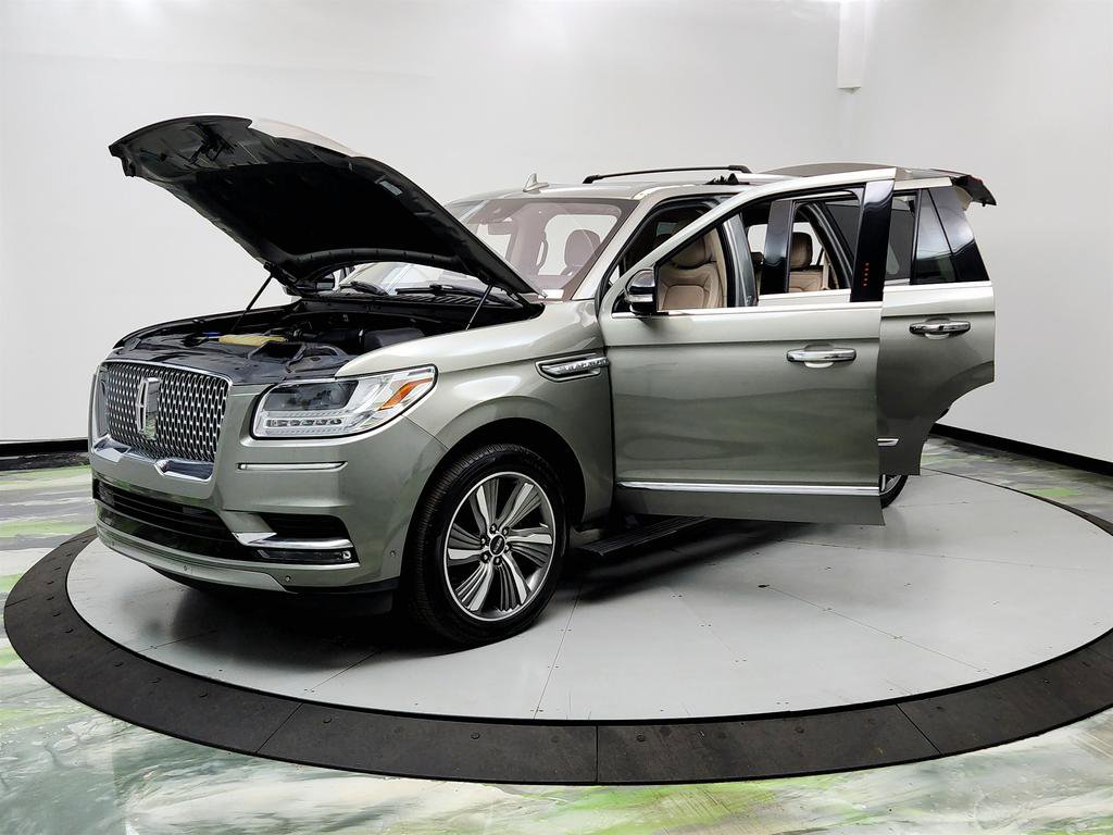 Used 2019 Lincoln Navigator Reserve w/ Cargo Package image 9