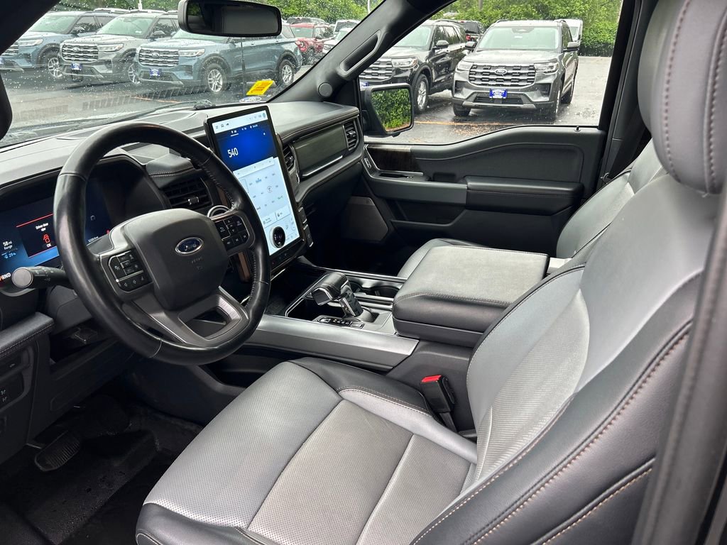 Used 2022 Ford F150 Lightning Lariat AWD/4WD image 11