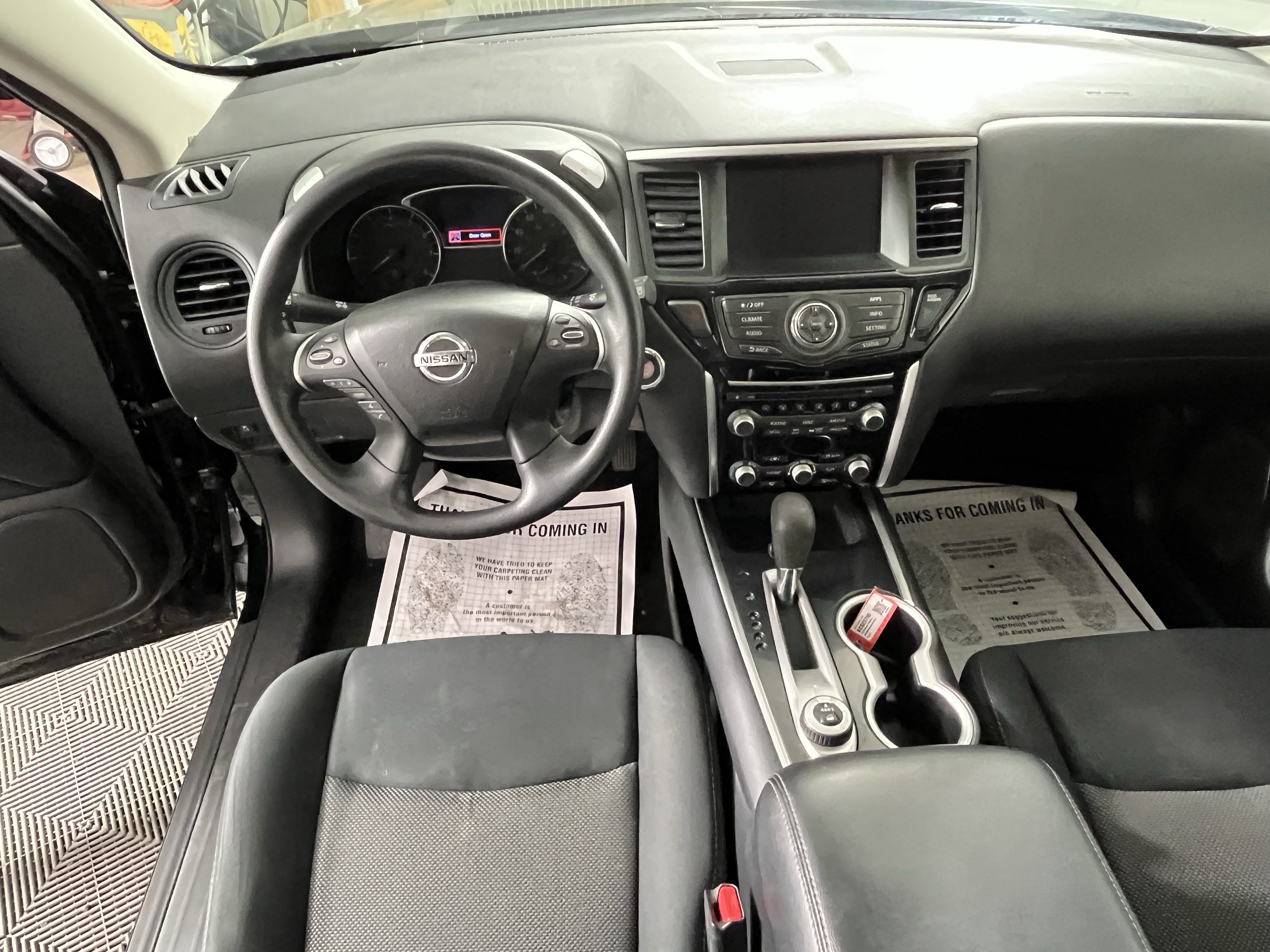 Used 2019 Nissan Pathfinder S AWD/4WD image 8