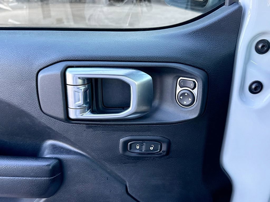 Used 2021 Jeep Wrangler Unlimited Sport image 19