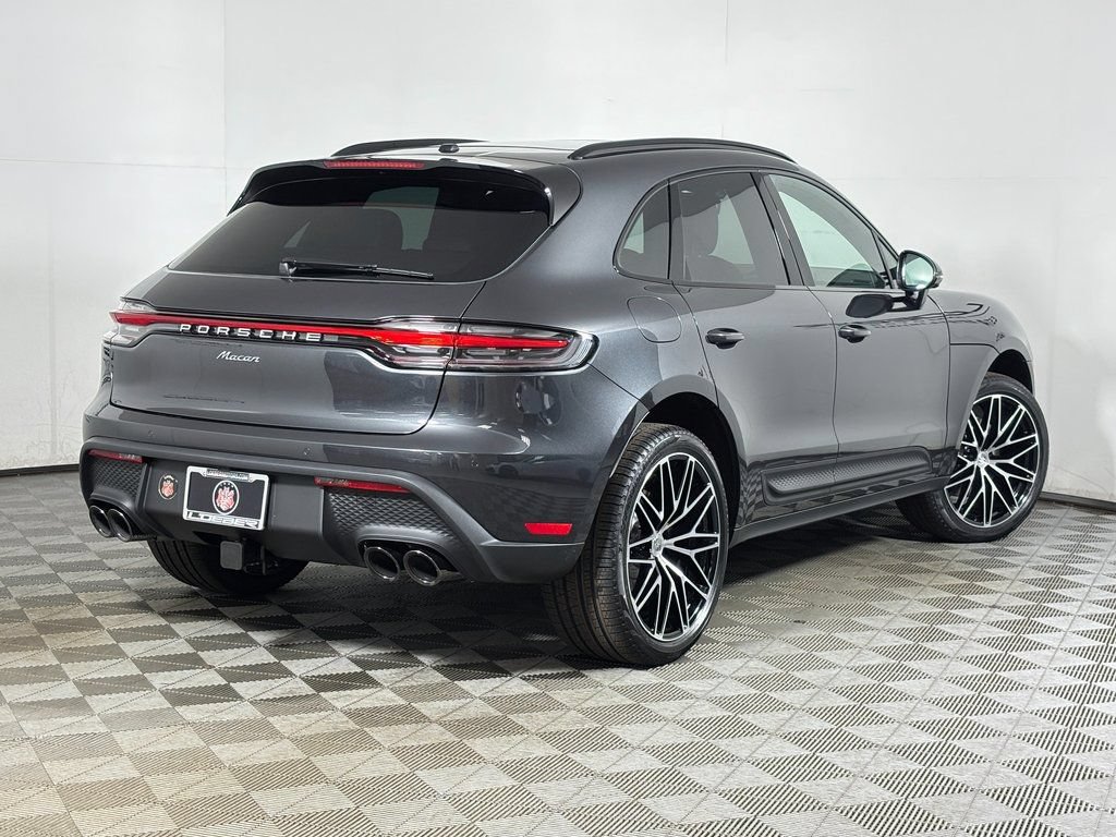 Certified 2026 Porsche Macan AWD/4WD image 7