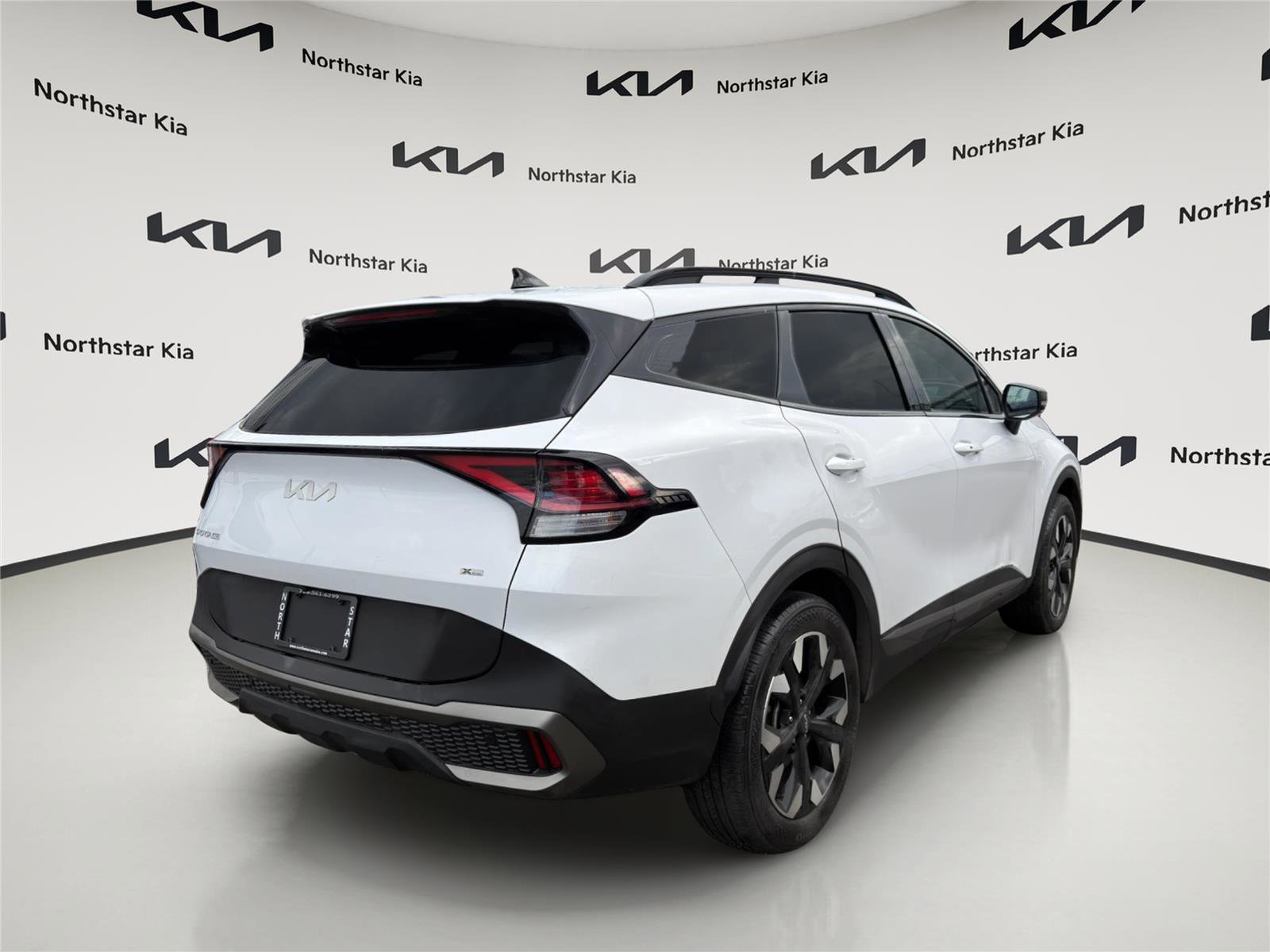 Used 2024 Kia Sportage X-Line w/ X-Line Premium Package image 4