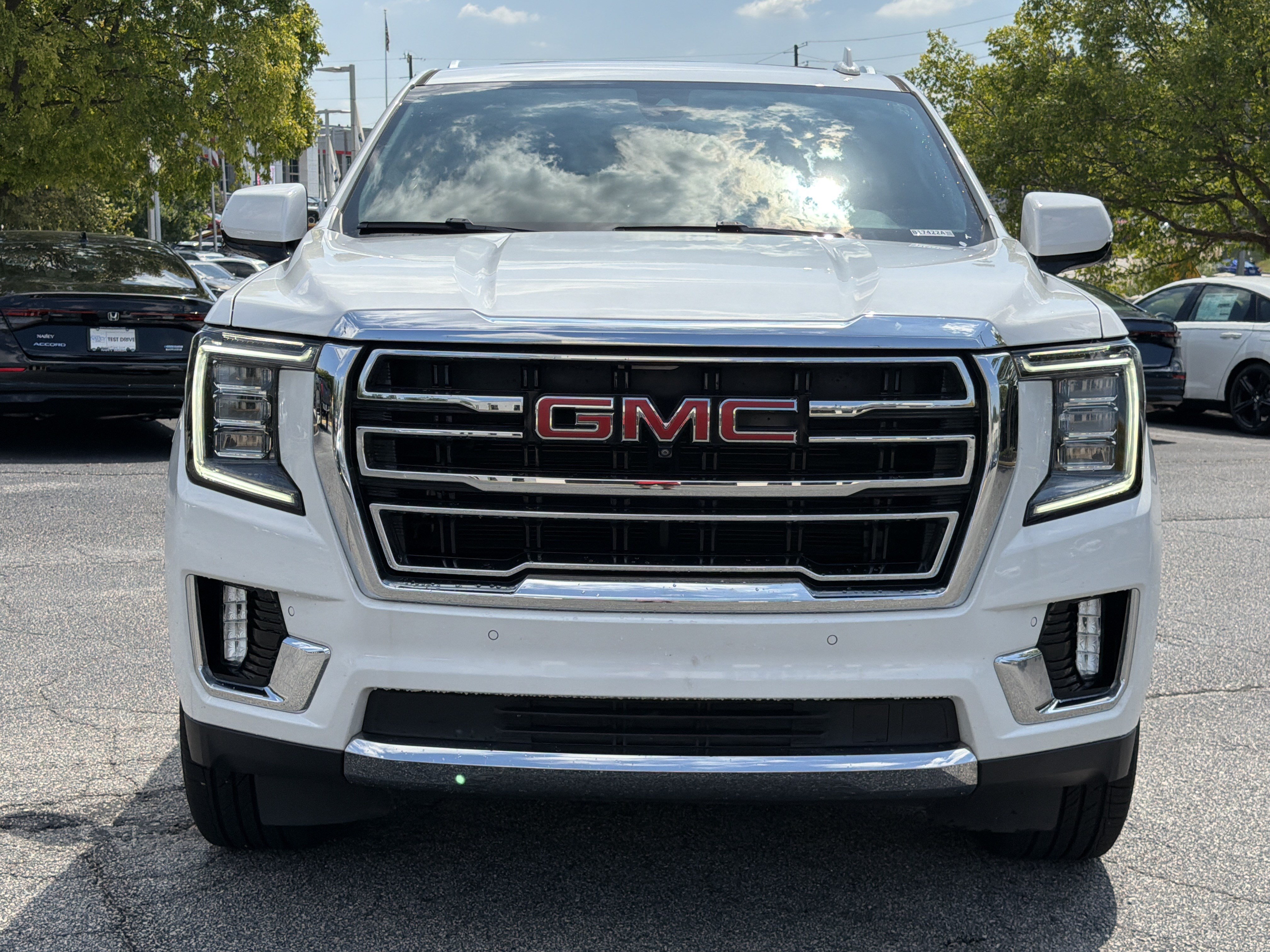 Used 2021 GMC Yukon SLT w/ SLT Premium Package RWD image 30