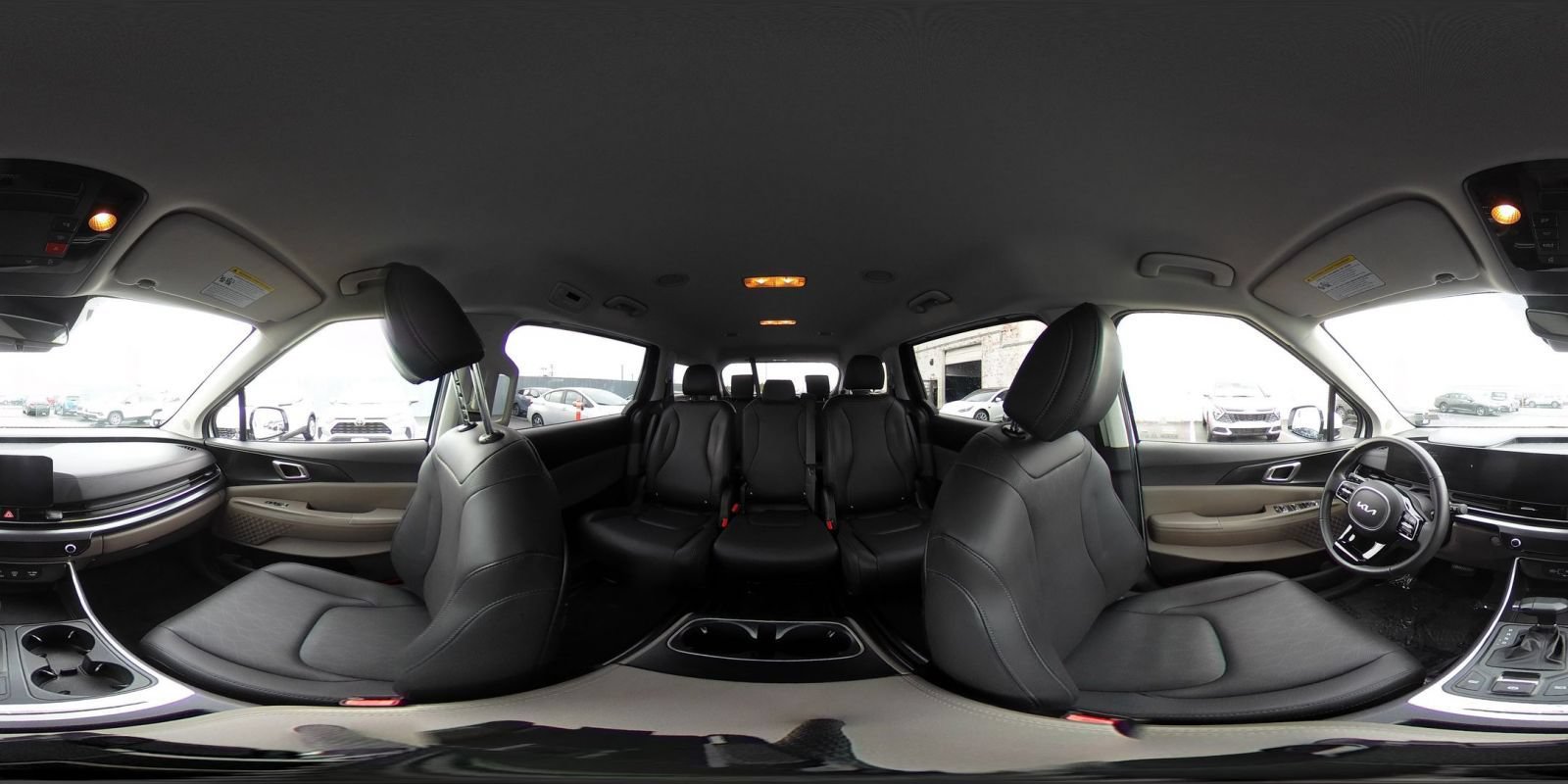Used 2026 Kia Carnival FWD image 44