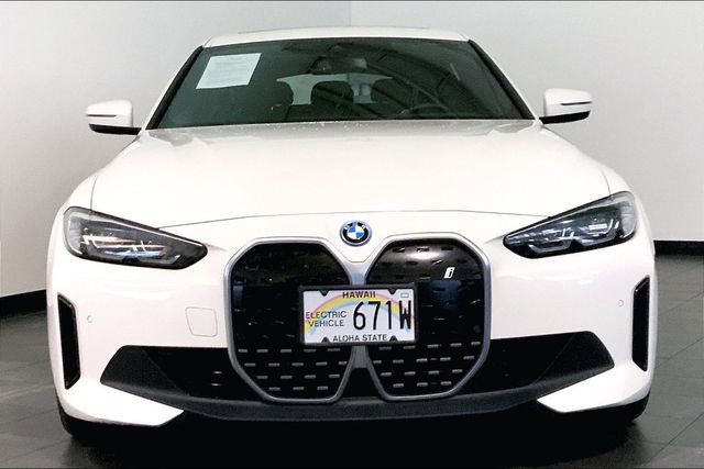 Used 2023 BMW i4 eDrive40 image 3