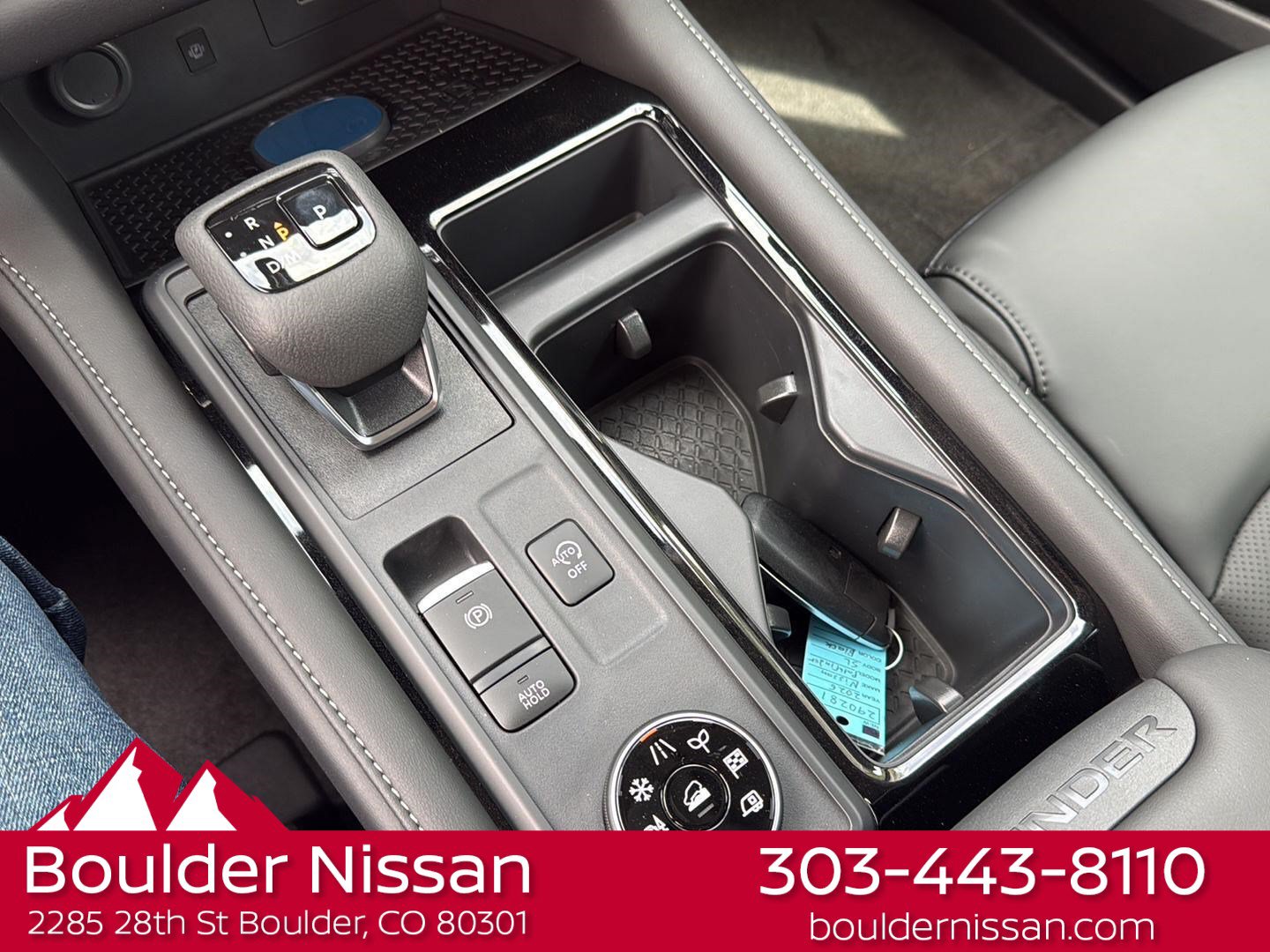 New 2026 Nissan Pathfinder SL w/ SL Premium Package AWD/4WD image 12