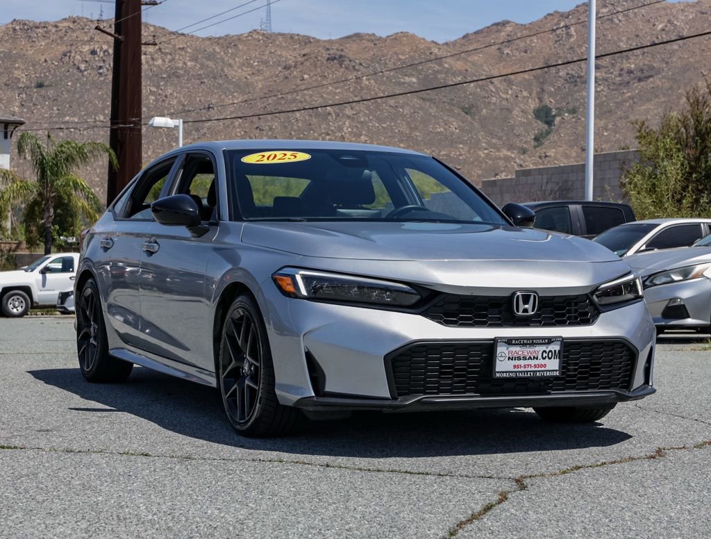 Used 2025 Honda Civic Sport image 2