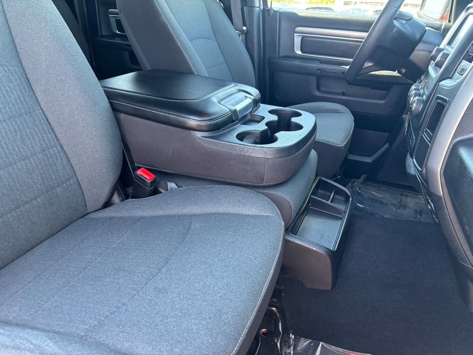 Used 2024 RAM 1500 Classic Warlock AWD/4WD image 15
